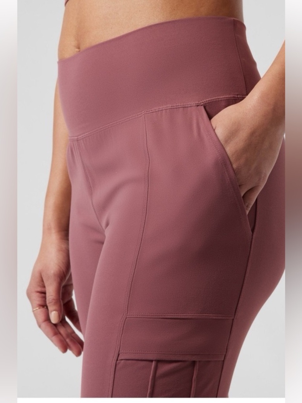 Athleta Salutation Cargo Jogger Pockets Tawny Rose S Powervita High Rise Capri - Picture 3 of 8